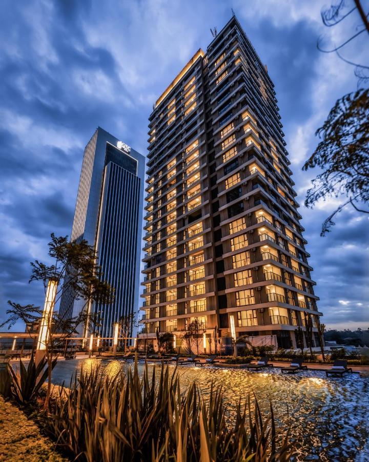 Pan Pacific Serviced Suites Найробі Екстер'єр фото